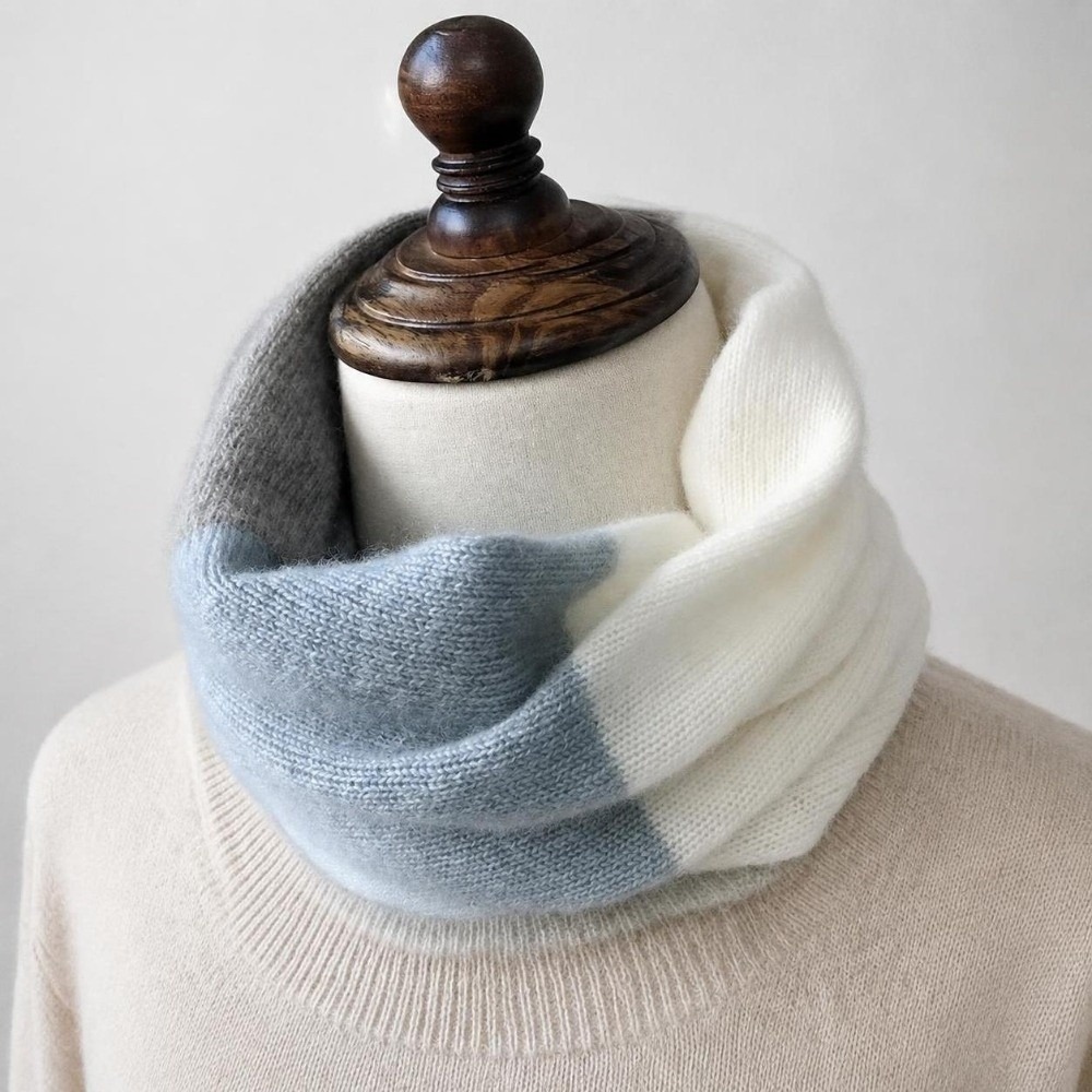 Infinity Scarf Knit - Sciarpa Infinity Morbida con Giunzioni Colorate,