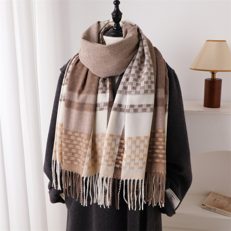 Sciarpa di Cashmere a Quadri d - Woven Scarf Blanket recensione e prezzo